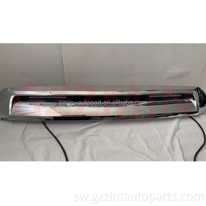 LED ABS Plastiki CHROME T R D BULGE HOOD KWA TUNDRA 2014+